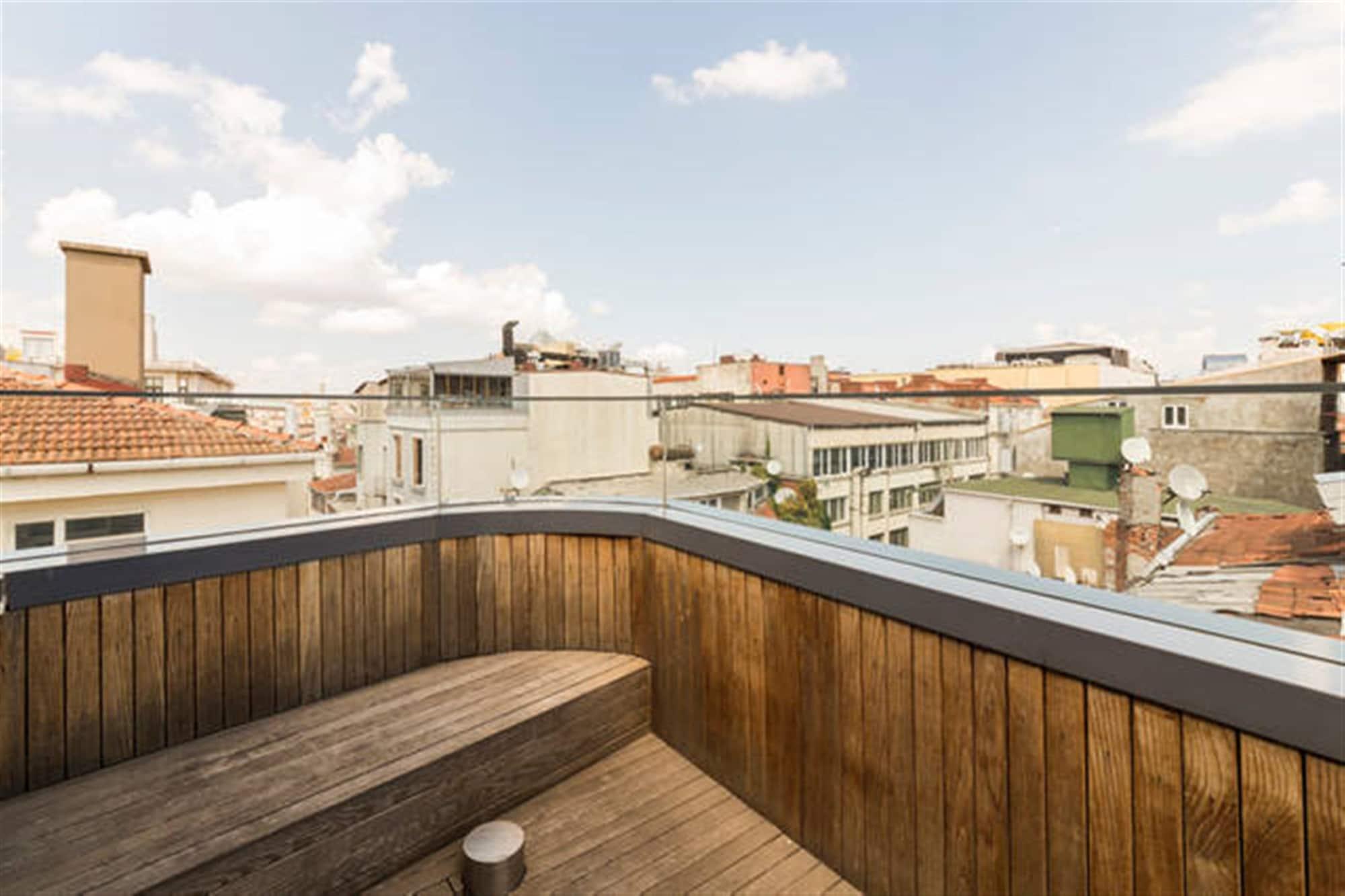 Misafir Suites 8 Istanbul Bagian luar foto