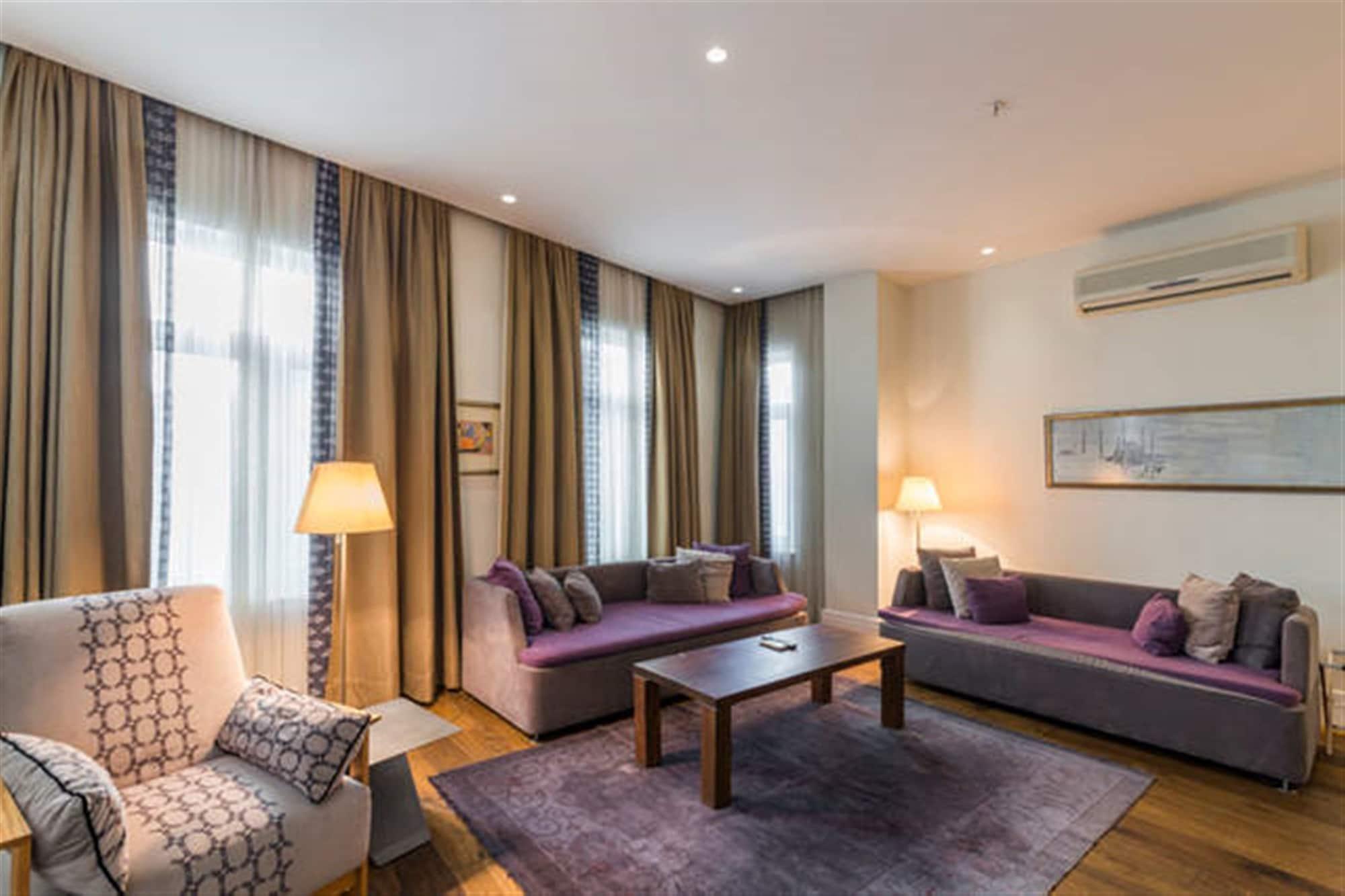 Misafir Suites 8 Istanbul Bagian luar foto
