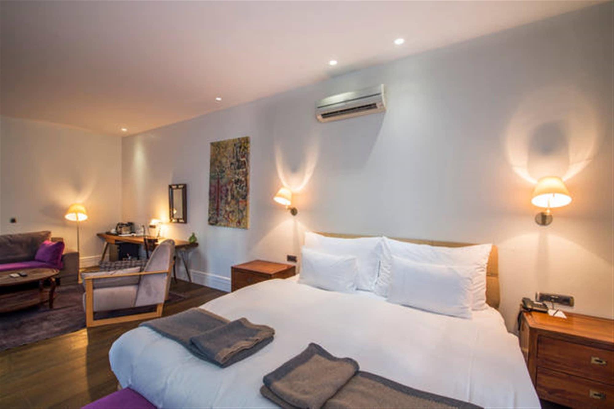 Misafir Suites 8 Istanbul Bagian luar foto