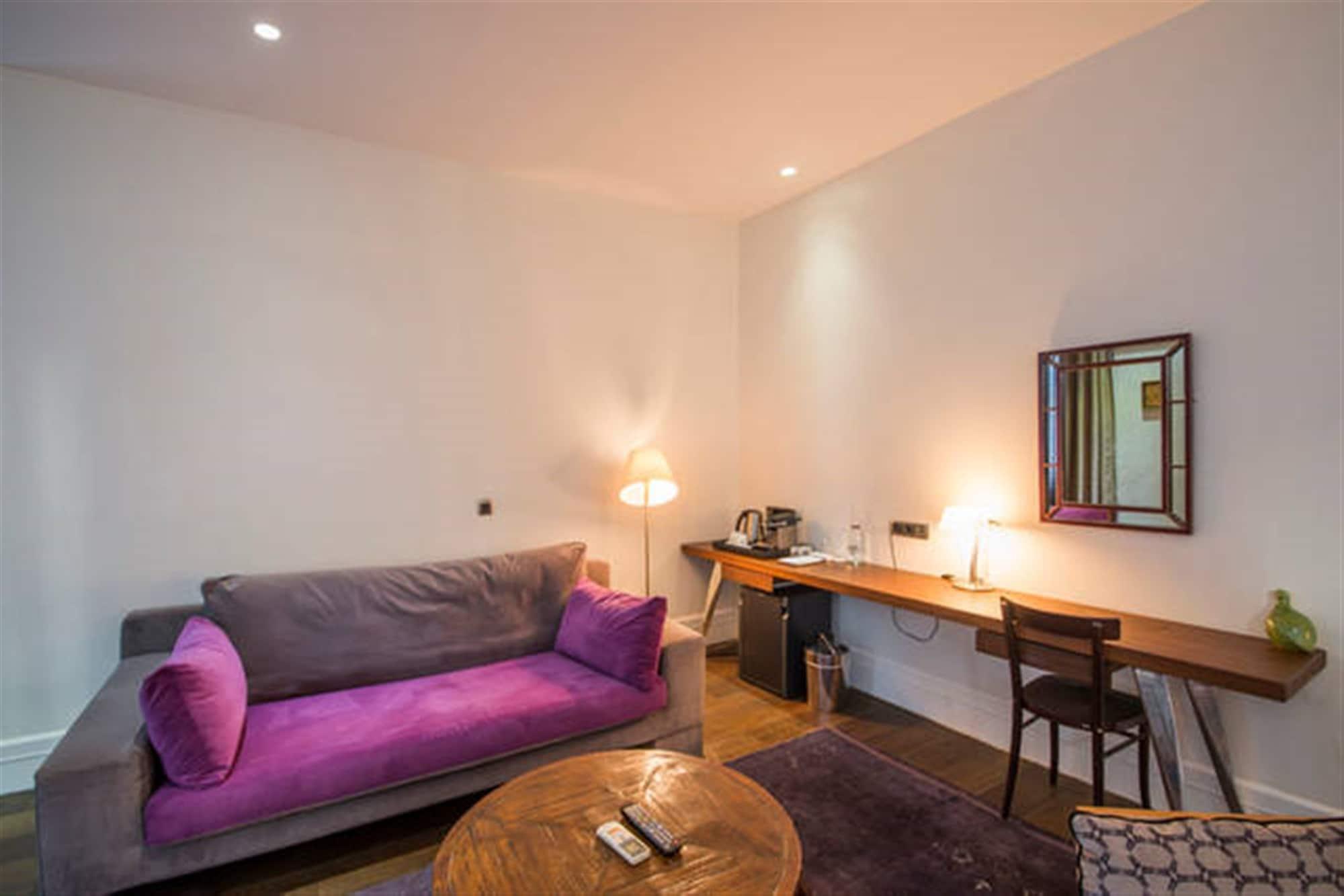 Misafir Suites 8 Istanbul Bagian luar foto
