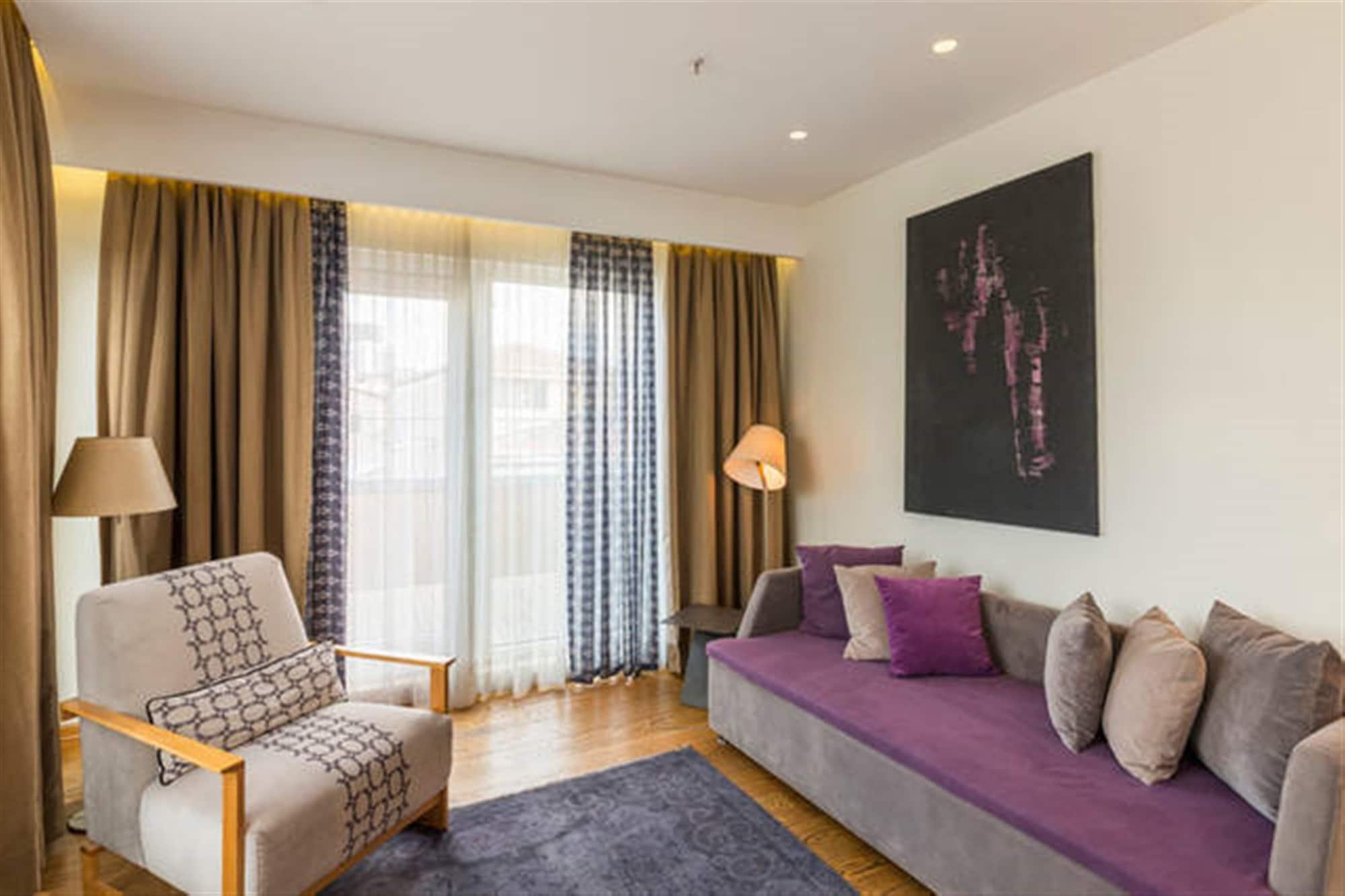 Misafir Suites 8 Istanbul Bagian luar foto