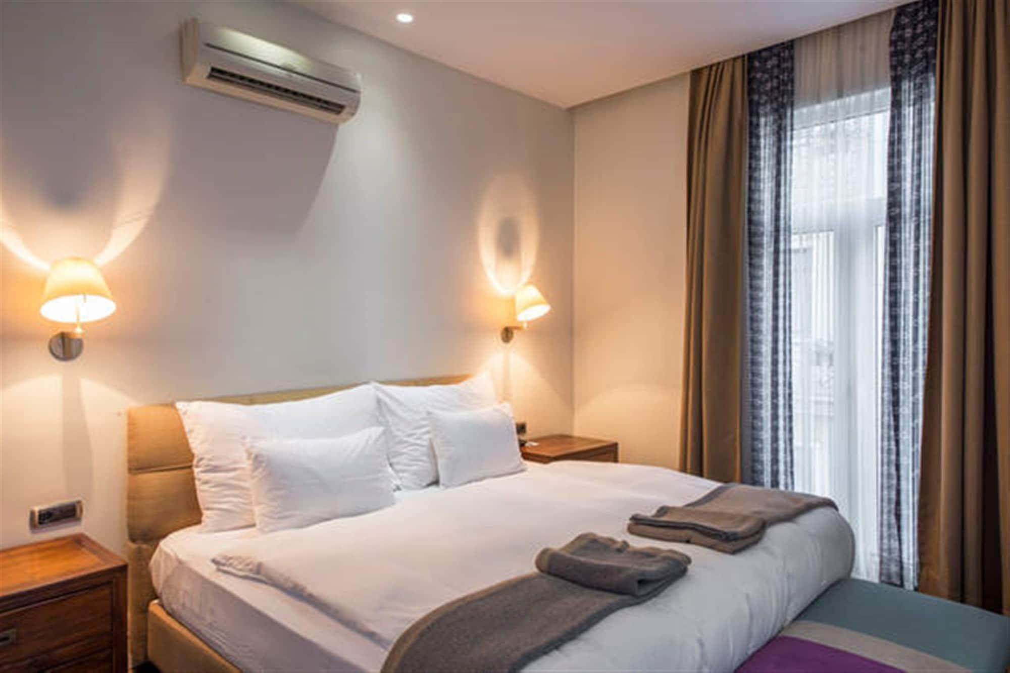 Misafir Suites 8 Istanbul Bagian luar foto