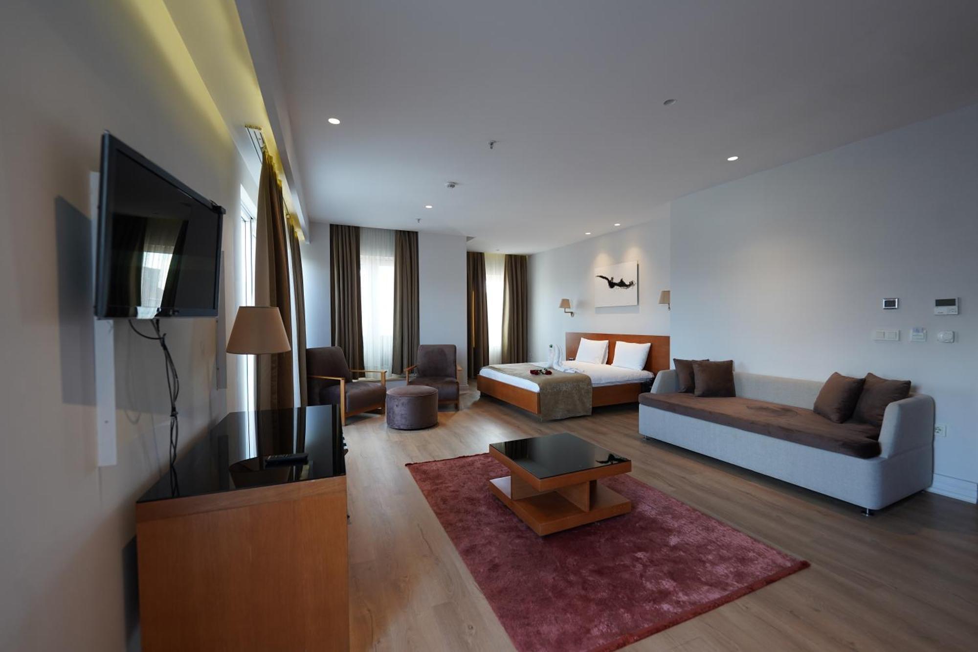 Misafir Suites 8 Istanbul Bagian luar foto