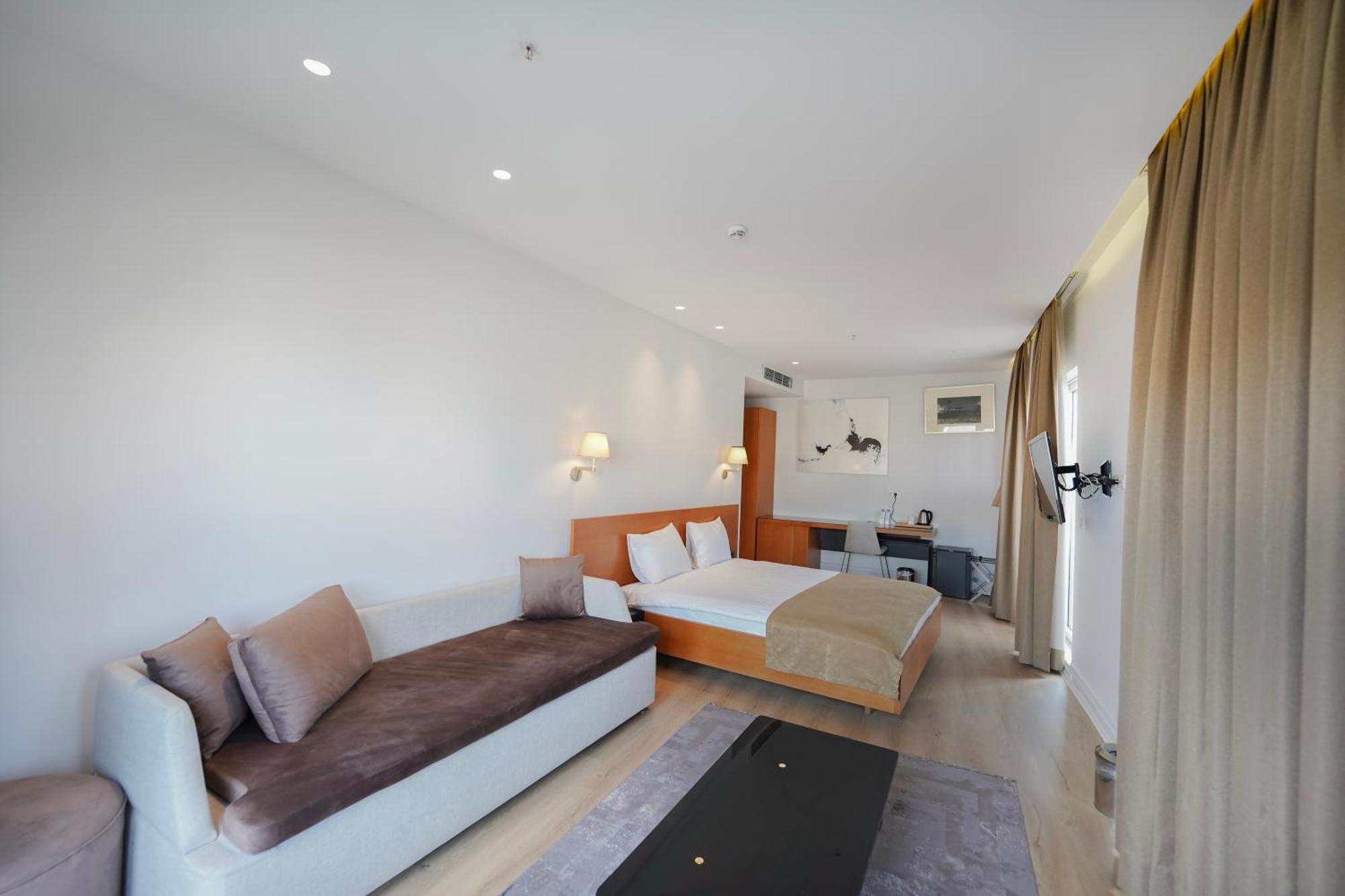 Misafir Suites 8 Istanbul Bagian luar foto