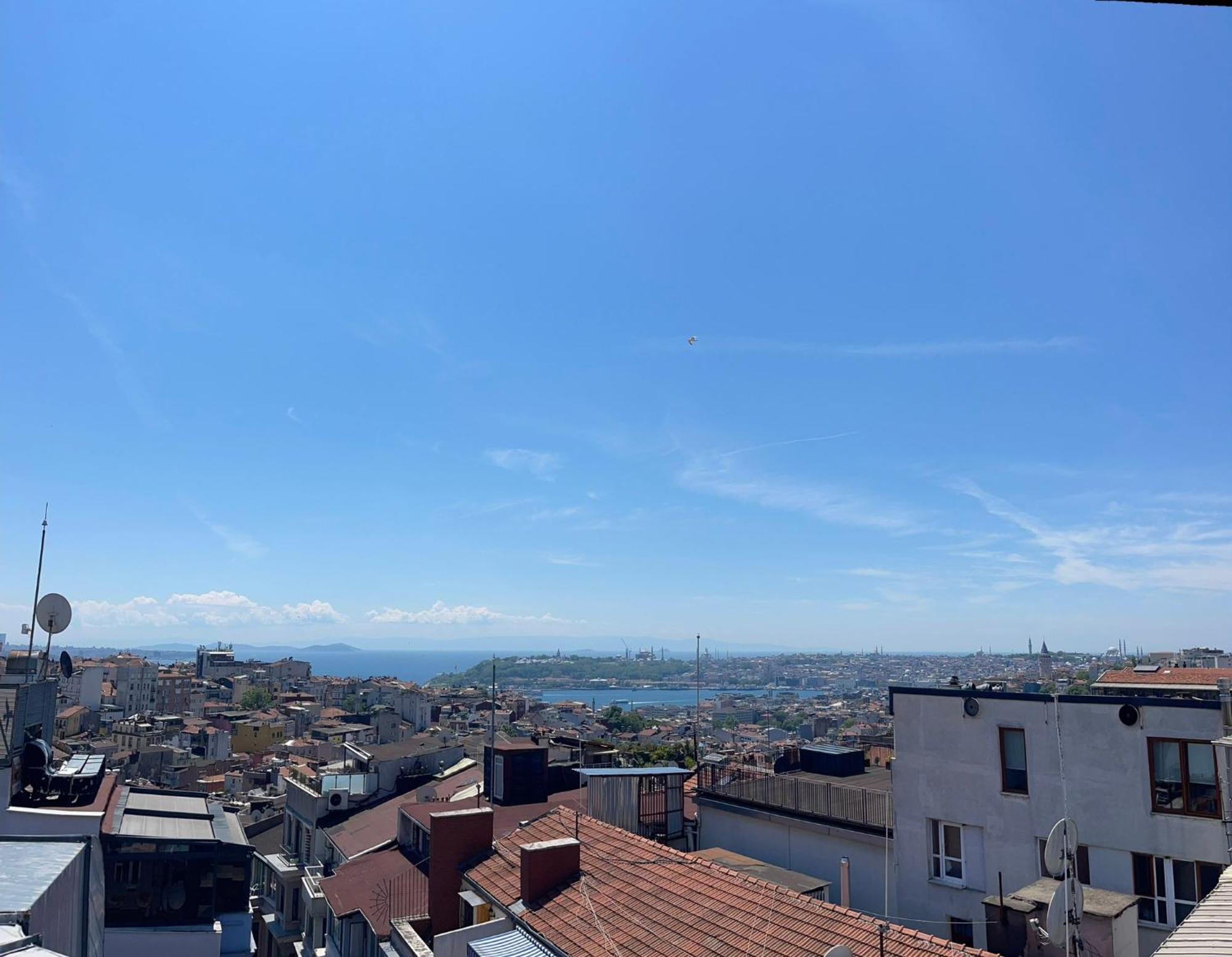 Misafir Suites 8 Istanbul Bagian luar foto